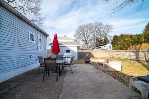 82 Lilac Ave, Woonsocket, RI 02895 photo 30