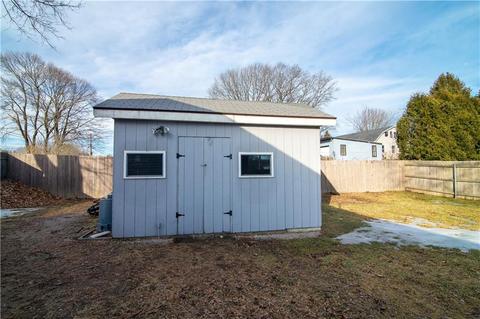 82 Lilac Ave, Woonsocket, RI 02895 photo 32