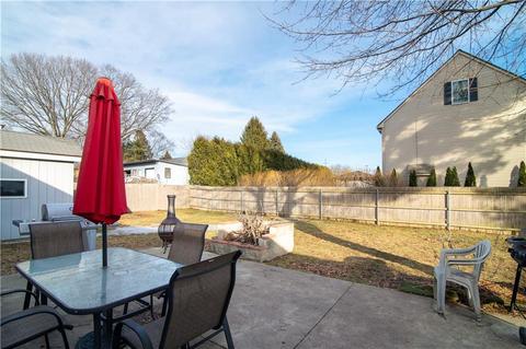 82 Lilac Ave, Woonsocket, RI 02895 photo 31
