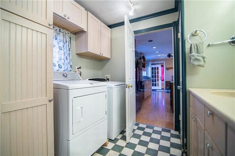 82 Lilac Ave, Woonsocket, RI 02895 photo 13