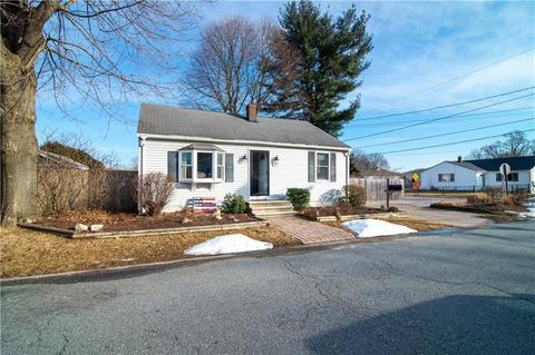 82 Lilac Ave, Woonsocket, RI 02895 photo 1