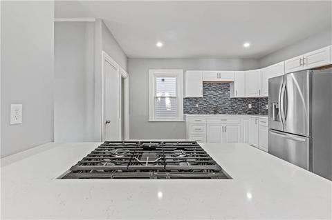 158 Rathbun St, Woonsocket, RI 02895 photo 9