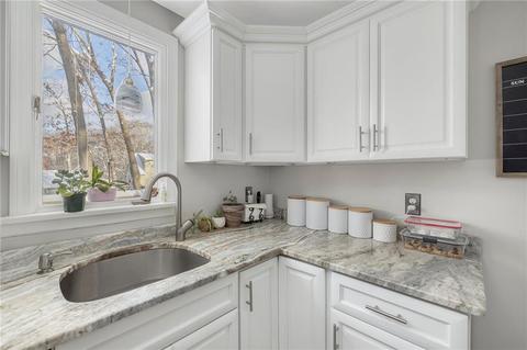 9 Amherst Ave, Coventry, RI 02816 photo 6