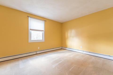 96 Levesque St, Warwick, RI 02886 photo 19