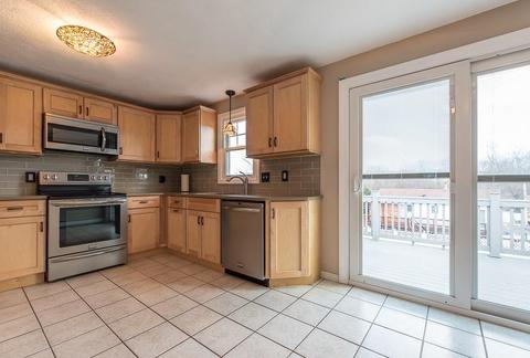 96 Levesque St, Warwick, RI 02886 photo 10