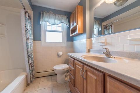 96 Levesque St, Warwick, RI 02886 photo 16