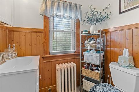 128 Wesleyan Ave, Warwick, RI 02886 photo 35
