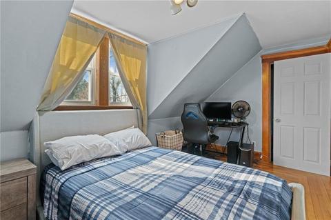 128 Wesleyan Ave, Warwick, RI 02886 photo 34