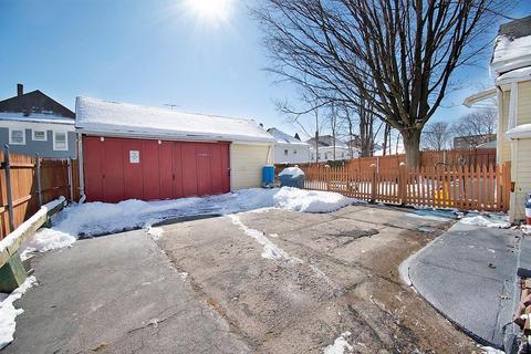 74 Summit St, Central Falls, RI 02863 photo 7