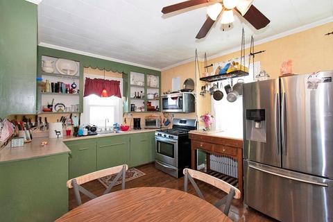 74 Summit St, Central Falls, RI 02863 photo 15
