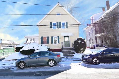 74 Summit St, Central Falls, RI 02863 photo 3