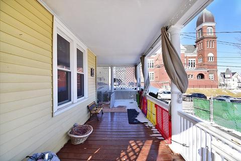 74 Summit St, Central Falls, RI 02863 photo 9