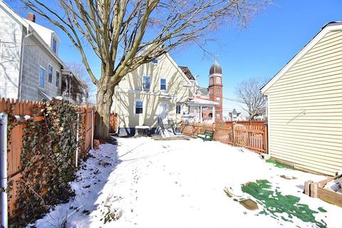 74 Summit St, Central Falls, RI 02863 photo 12
