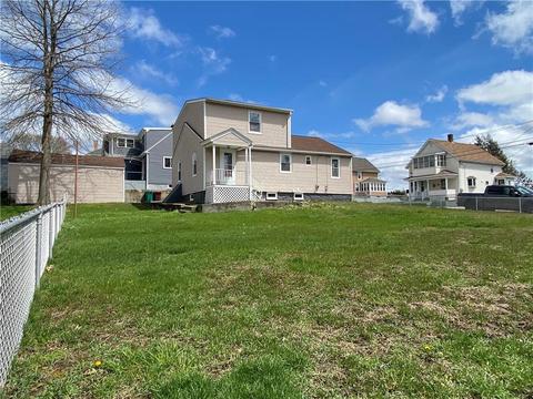 781 Grove St, Woonsocket, RI 02895 photo 3