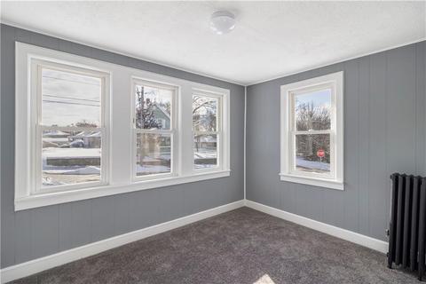 781 Grove St, Woonsocket, RI 02895 photo 9