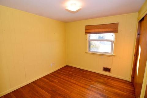 19 Carnation Dr, Warwick, RI 02886 photo 13