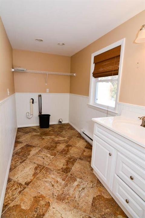 19 Carnation Dr, Warwick, RI 02886 photo 8