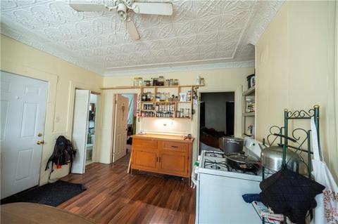 33 Cross St, Woonsocket, RI 02895 photo 7