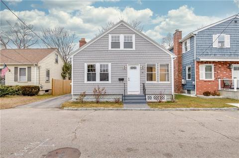 91 Ridgeway Ave, Warwick, RI 02889 photo 1