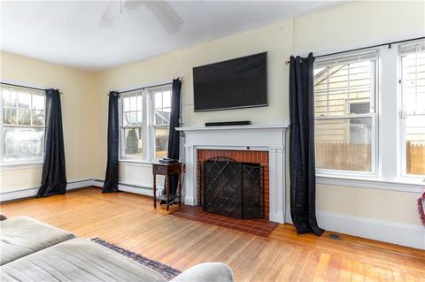 91 Ridgeway Ave, Warwick, RI 02889 photo 8