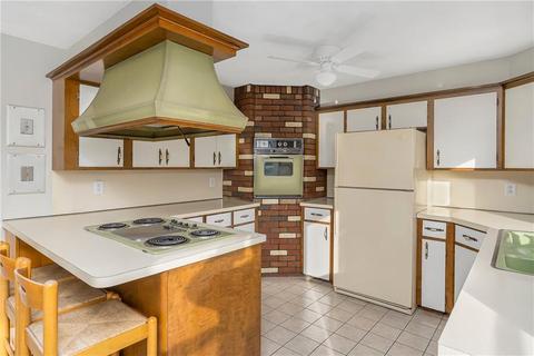 6 Hade Ct, Warwick, RI 02889 photo 11