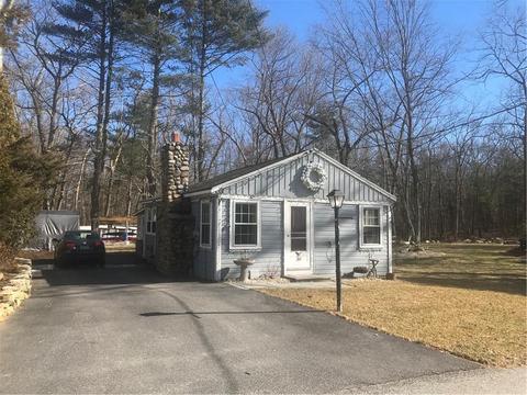 30 Griswold St, Glocester, RI 02814 photo 3