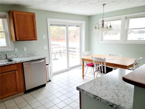 24 Blue Sky Dr, Westerly, RI 02891 photo 6