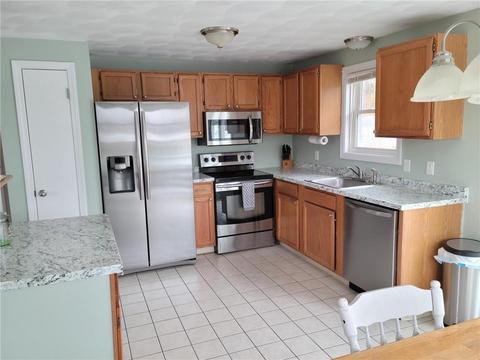 24 Blue Sky Dr, Westerly, RI 02891 photo 7
