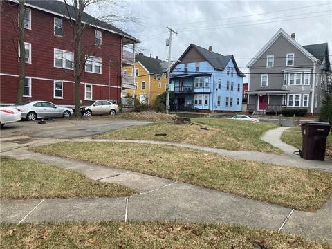 357 2nd Ave, Woonsocket, RI 02895 photo 19