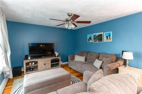 34 Hillside Dr, Warwick, RI 02889 photo 17