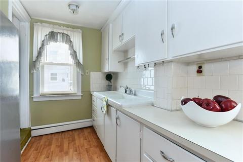 122 Angell St, Woonsocket, RI 02895 photo 13