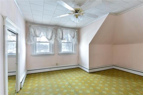 122 Angell St, Woonsocket, RI 02895 photo 21