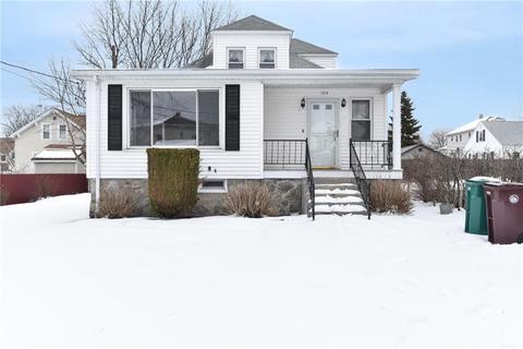 122 Angell St, Woonsocket, RI 02895 photo 26