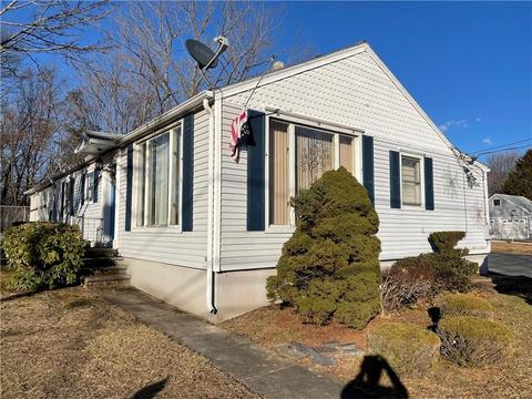 306 Privilege St, Woonsocket, RI 02895 photo 2