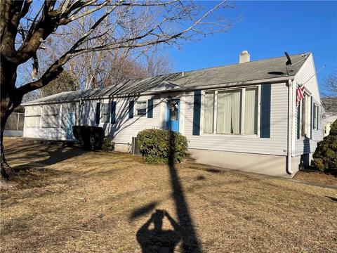 306 Privilege St, Woonsocket, RI 02895 photo 1