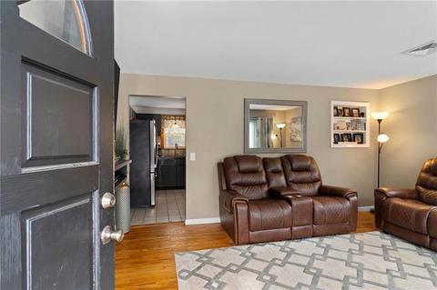 434 Arnold Rd, Coventry, RI 02816 photo 4