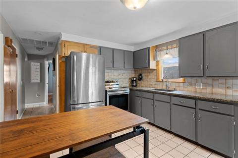 434 Arnold Rd, Coventry, RI 02816 photo 14