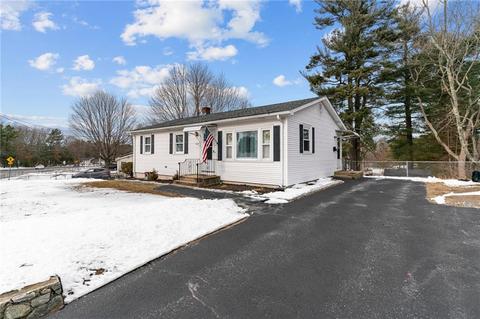 434 Arnold Rd, Coventry, RI 02816 photo 1