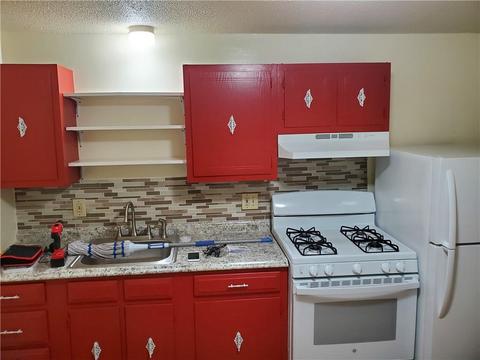 211 Cato St, Woonsocket, RI 02895 photo 6