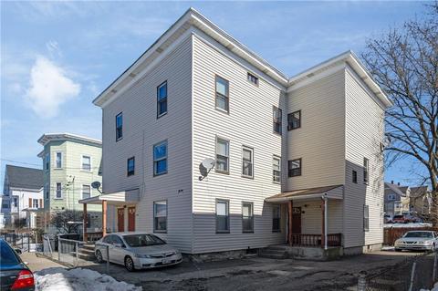 32 Dean St, Woonsocket, RI 02895 photo 2