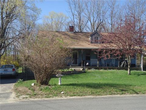 25 Eagle Peak Rd, Burrillville, RI 02859 photo 2