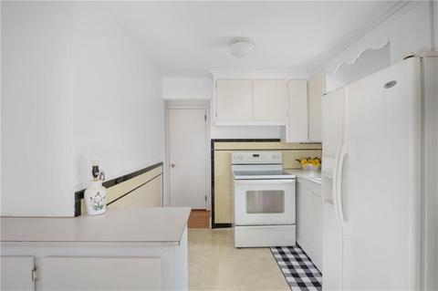 6 Parsonage Dr, Warwick, RI 02889 photo 7