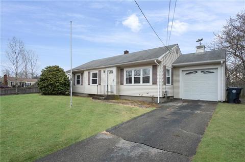 6 Parsonage Dr, Warwick, RI 02889 photo 1