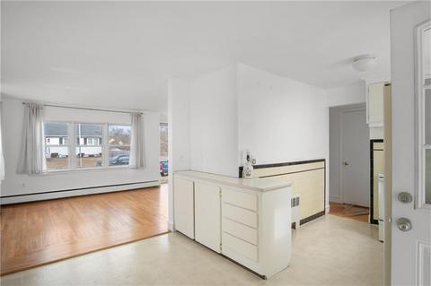 6 Parsonage Dr, Warwick, RI 02889 photo 9