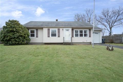 6 Parsonage Dr, Warwick, RI 02889 photo 2