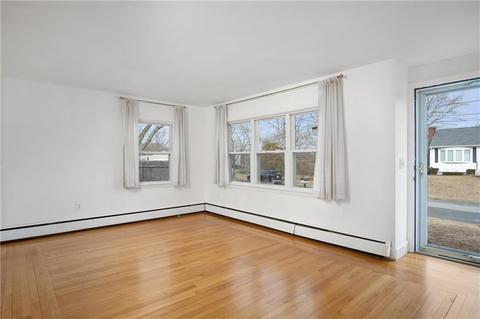 6 Parsonage Dr, Warwick, RI 02889 photo 3