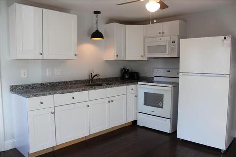 21 Lima St, Warwick, RI 02889 photo 4
