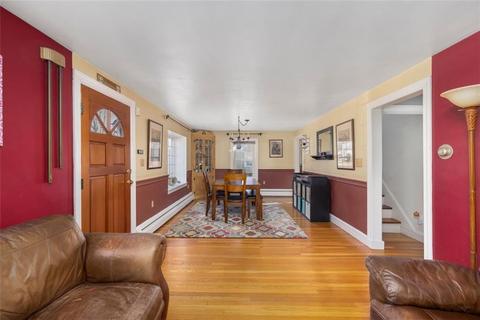 3 Barber Ave, Warwick, RI 02886 photo 11