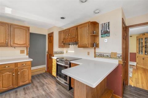 3 Barber Ave, Warwick, RI 02886 photo 16