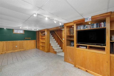 3 Barber Ave, Warwick, RI 02886 photo 35